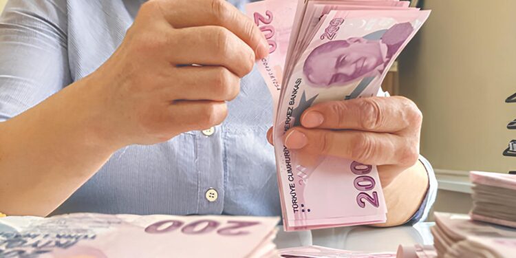 VakıfBank’tan Emeklilere Çifte şans! 30.000 TL Ödeme