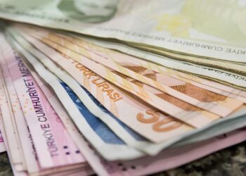 Devletten Dar Gelirli Ailelere 5.000 TL Ödeme Başladı